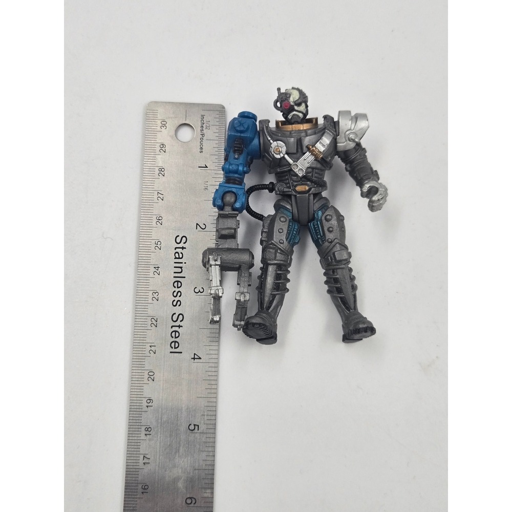Space Quest Borg Drone Loose 4" Vintage Action Figure Chap Mei 2001
